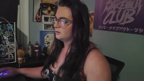 Snapshot of goodgrl1799 chatting on 06-07-26, 03:21 goodgrl1799 online show from 06-07-26, 03:21