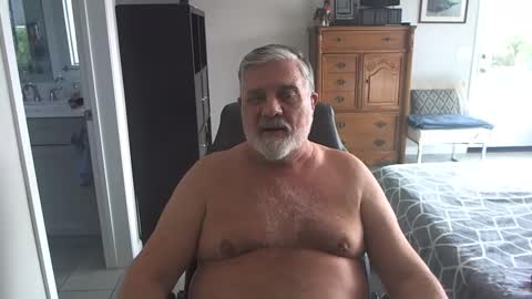 Snapshot of goodream2 chatting on 01-03-25, 09:15 Michael online show from 01-03-25, 09:15