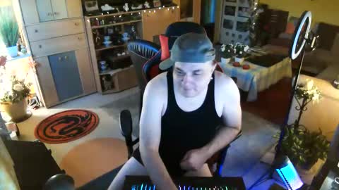 Snapshot of google5001 chatting on 09-15-25, 05:07 google5001 online show from 09-15-25, 05:07