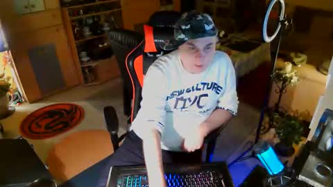 google5001 online show from 12-01-25, 06:24