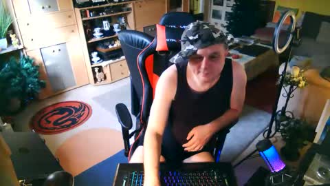 google5001 online show from 03-04-26, 08:42