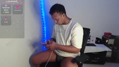 Goos online show from 10-15-25, 01:22