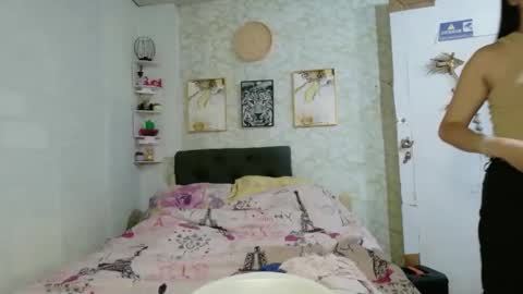 Snapshot of gorgeneviev69 chatting on 04-03-26, 02:37 geneviev online show from 04-03-26, 02:37