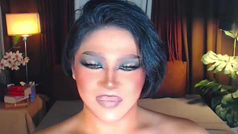 Samantha online show from 11-19-25, 06:41