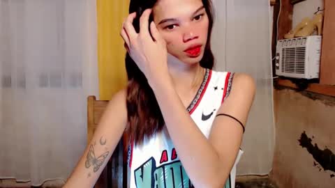 Snapshot of gorgeous_mafia16 chatting on 01-12-25, 07:43 Janna Marie online show from 01-12-25, 07:43