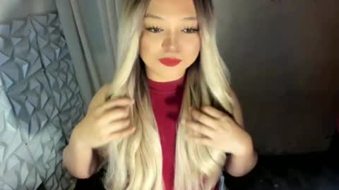 Snapshot of gorgeousamandarose chatting on 06-21-26, 12:35 Amanda rose online show from 06-21-26, 12:35