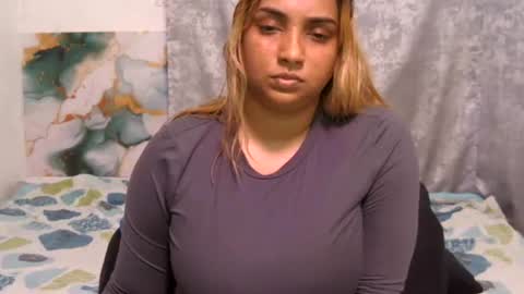 gorgeouslips10 online show from 06-20-26, 03:59