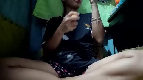 Snapshot of gorgeouspinay_babe chatting on 10-29-25, 11:45 GorgeousPinay babe online show from 10-29-25, 11:45