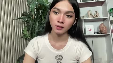 D I A N A online show from 04-16-26, 09:39