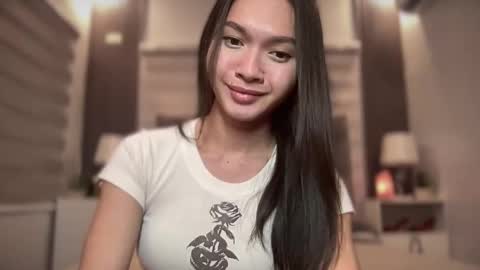 Snapshot of gorgex_diana chatting on 05-14-26, 07:09 D I A N A online show from 05-14-26, 07:09
