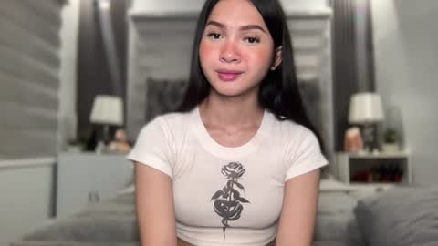 Snapshot of gorgex_diana chatting on 07-22-26, 01:47 D I A N A online show from 07-22-26, 01:47