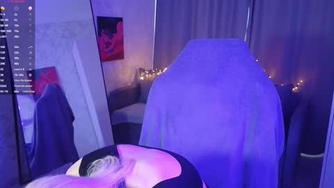 Violeta online show from 11-20-25, 11:21