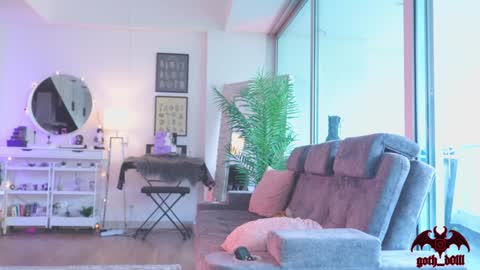 sophie  Special celebration a the beach 300k followers 3011 and 0112   online show from 11-06-25, 08:32