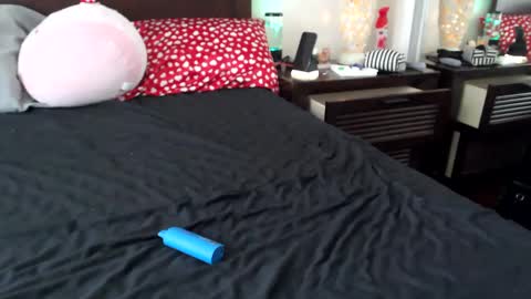 gothbaby305 online show from 03-05-25, 04:57