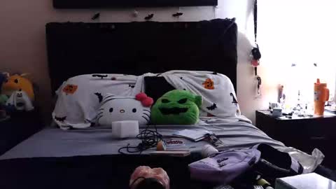 gothbaby305 online show from 10-12-25, 07:29