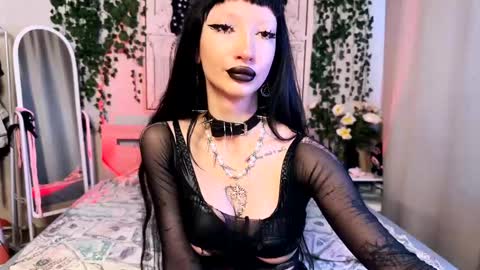    online show from 03-11-25, 04:54