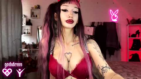    online show from 03-16-26, 05:44