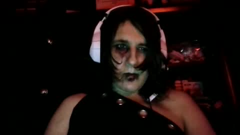 Victoriana online show from 06-14-26, 02:46