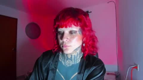 Snapshot of gothic9goddes chatting on 04-12-26, 12:04 GG online show from 04-12-26, 12:04