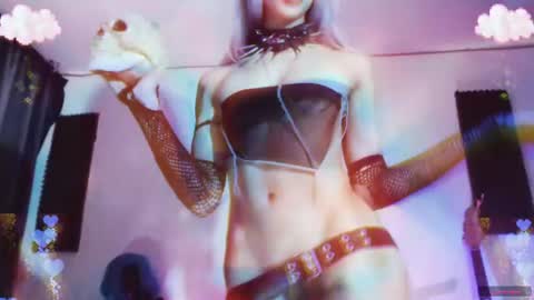        online show from 06-21-26, 06:38
