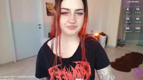 traumfrau Kira angel face devil eyes I SELL A LOT VIDEO IN GALLERY online show from 12-18-25, 08:31