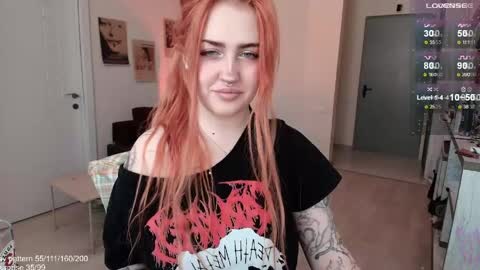 traumfrau Kira angel face devil eyes I SELL A LOT VIDEO IN GALLERY online show from 04-30-26, 10:43
