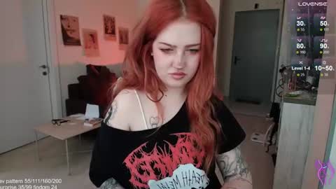 traumfrau Kira angel face devil eyes I SELL A LOT VIDEO IN GALLERY online show from 06-17-26, 10:17