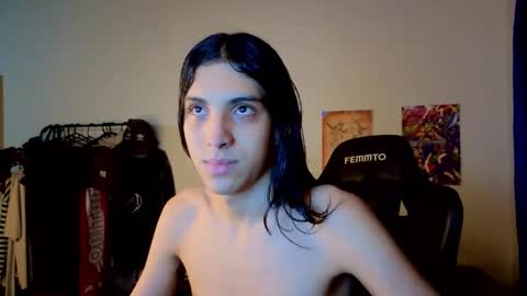 Snapshot of gowther__ chatting on 09-11-25, 08:14 angelito tu novio online show from 09-11-25, 08:14