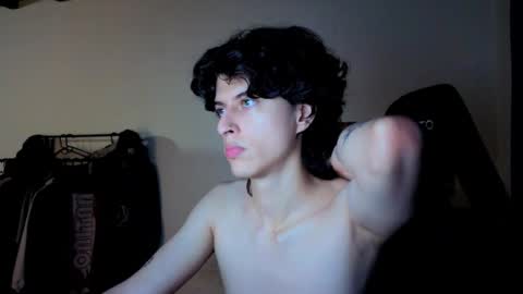 Snapshot of gowther__ chatting on 01-05-26, 11:30 angelito tu novio online show from 01-05-26, 11:30