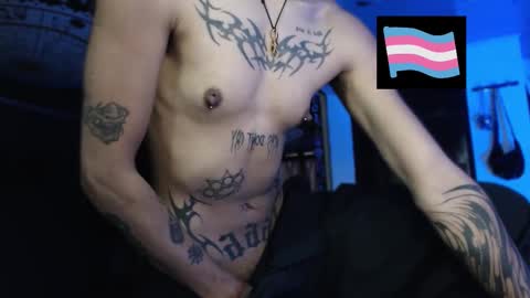 Snapshot of gowtherrrr_ chatting on 03-27-26, 04:07 Manolo modelo independiente online show from 03-27-26, 04:07