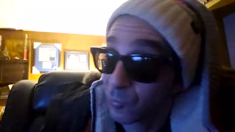 Snapshot of gqplayboy chatting on 02-12-25, 03:16 gqplayboy online show from 02-12-25, 03:16