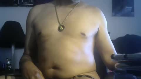 Snapshot of gr8peephole chatting on 06-04-26, 11:22 gr8peephole online show from 06-04-26, 11:22
