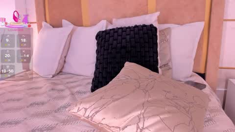 Grace Dupont online show from 10-29-25, 01:08