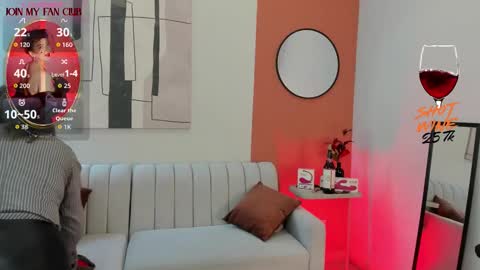 Zuly online show from 11-30-25, 06:34