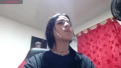 Grace Woe online show from 10-20-25, 01:11