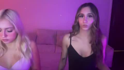 graceyrose online show from 10-20-25, 07:42