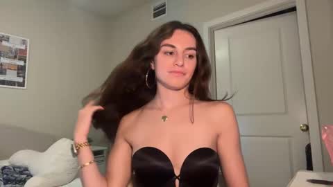 Gracie Smith online show from 12-11-24, 07:09