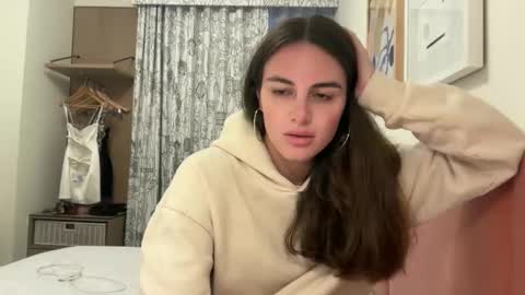 Gracie Smith online show from 05-10-26, 12:05