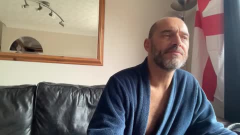 Snapshot of grandmufftwerking chatting on 09-18-25, 10:28 grandmufftwerking online show from 09-18-25, 10:28