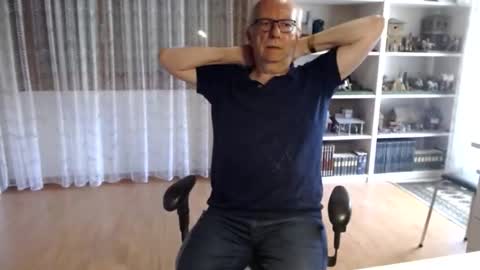 Snapshot of grandpach chatting on 04-25-26, 02:03 grandpach online show from 04-25-26, 02:03