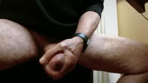 Snapshot of grandpamarco chatting on 11-04-25, 12:10 grandpa marco online show from 11-04-25, 12:10