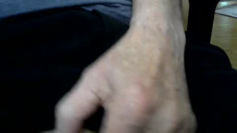 Snapshot of grantej2002 chatting on 11-07-25, 06:08 Grants room online show from 11-07-25, 06:08