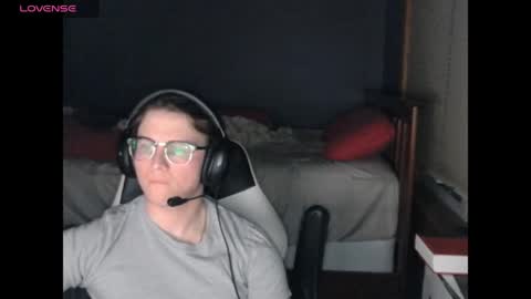 Snapshot of granter21 chatting on 04-11-26, 12:59 granter21 online show from 04-11-26, 12:59