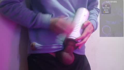 Gray online show from 01-14-25, 07:38