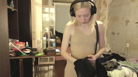 graylovescookies online show from 12-21-24, 11:24