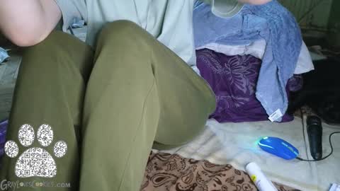 graylovescookies online show from 11-01-25, 11:12