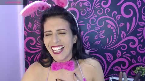 Isabella online show from 01-26-25, 12:33
