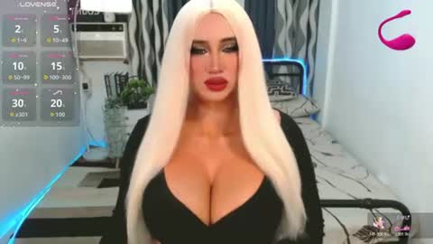 PAULATHEONE online show from 06-17-26, 09:23