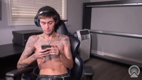 Mr. Heavy online show from 11-08-25, 03:45