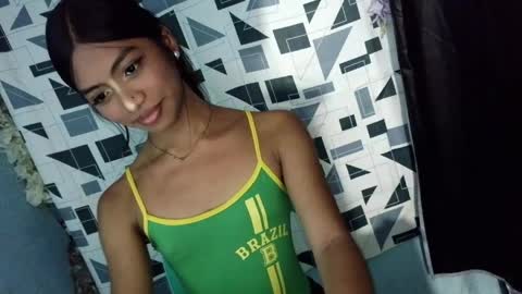 Snapshot of greatsexygoddess chatting on 04-14-26, 02:06 Kaira online show from 04-14-26, 02:06